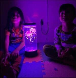 Ночник со светодиодными медузами LED Jellyfish Mood Lamp 7 цветов Ночник со светодиодными медузами LED Jellyfish Mood Lamp 7 цветов